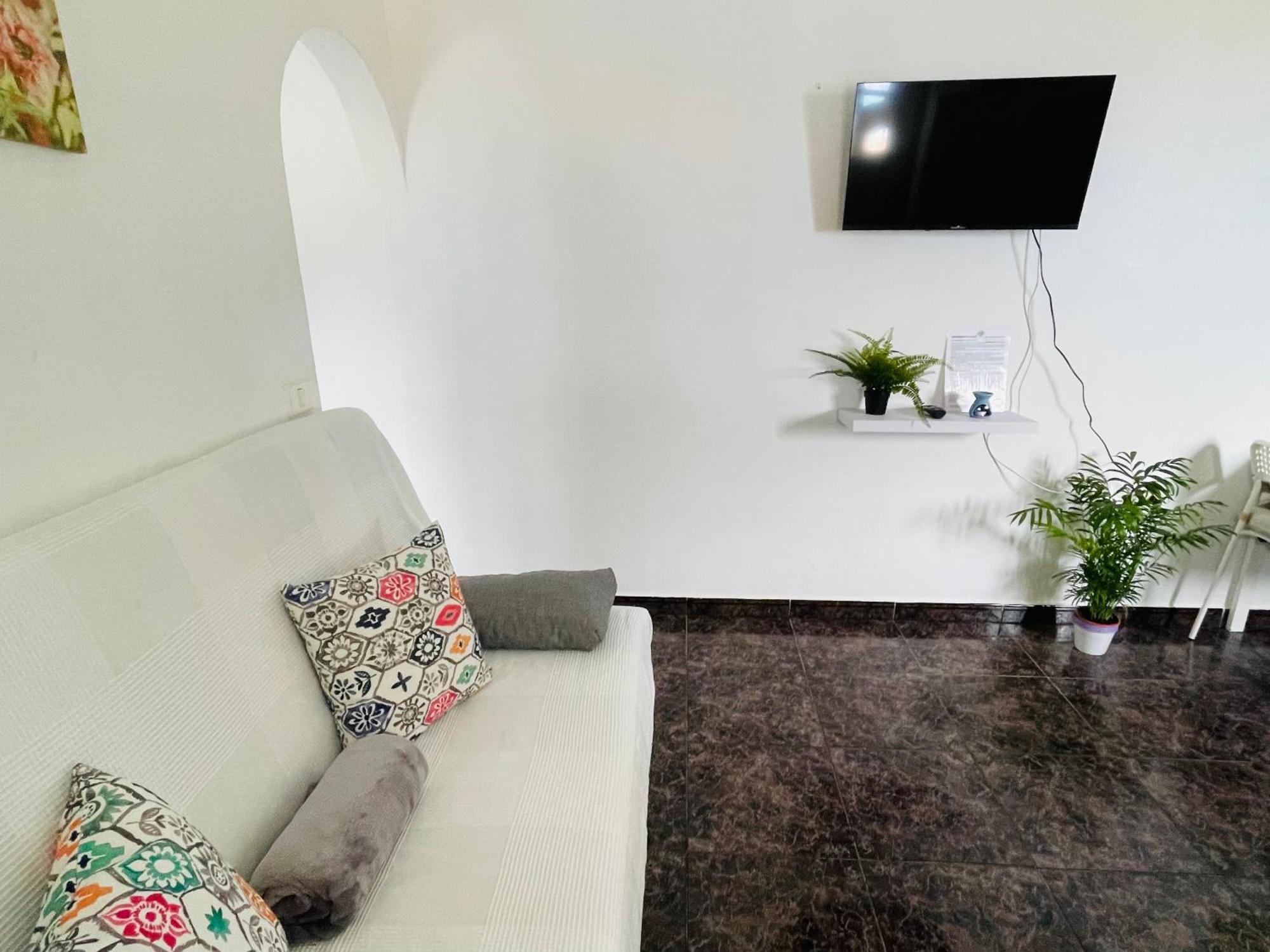 Piscina Compartida, Solo Adultos, Ac, Calefaccion Apartment El Paso Ngoại thất bức ảnh