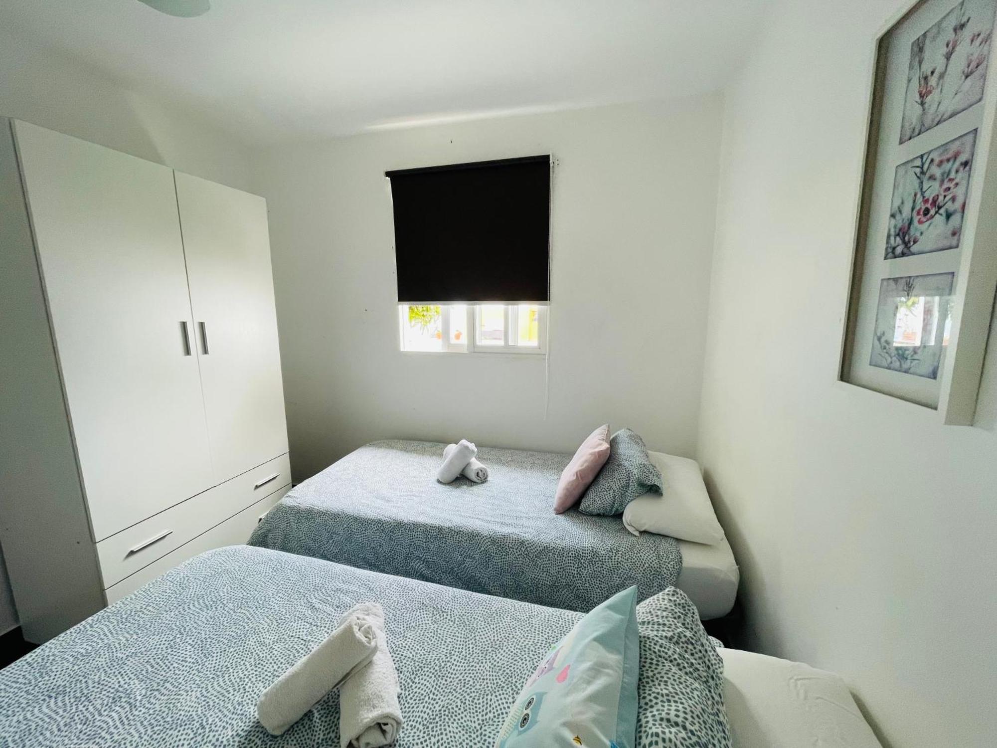 Piscina Compartida, Solo Adultos, Ac, Calefaccion Apartment El Paso Ngoại thất bức ảnh