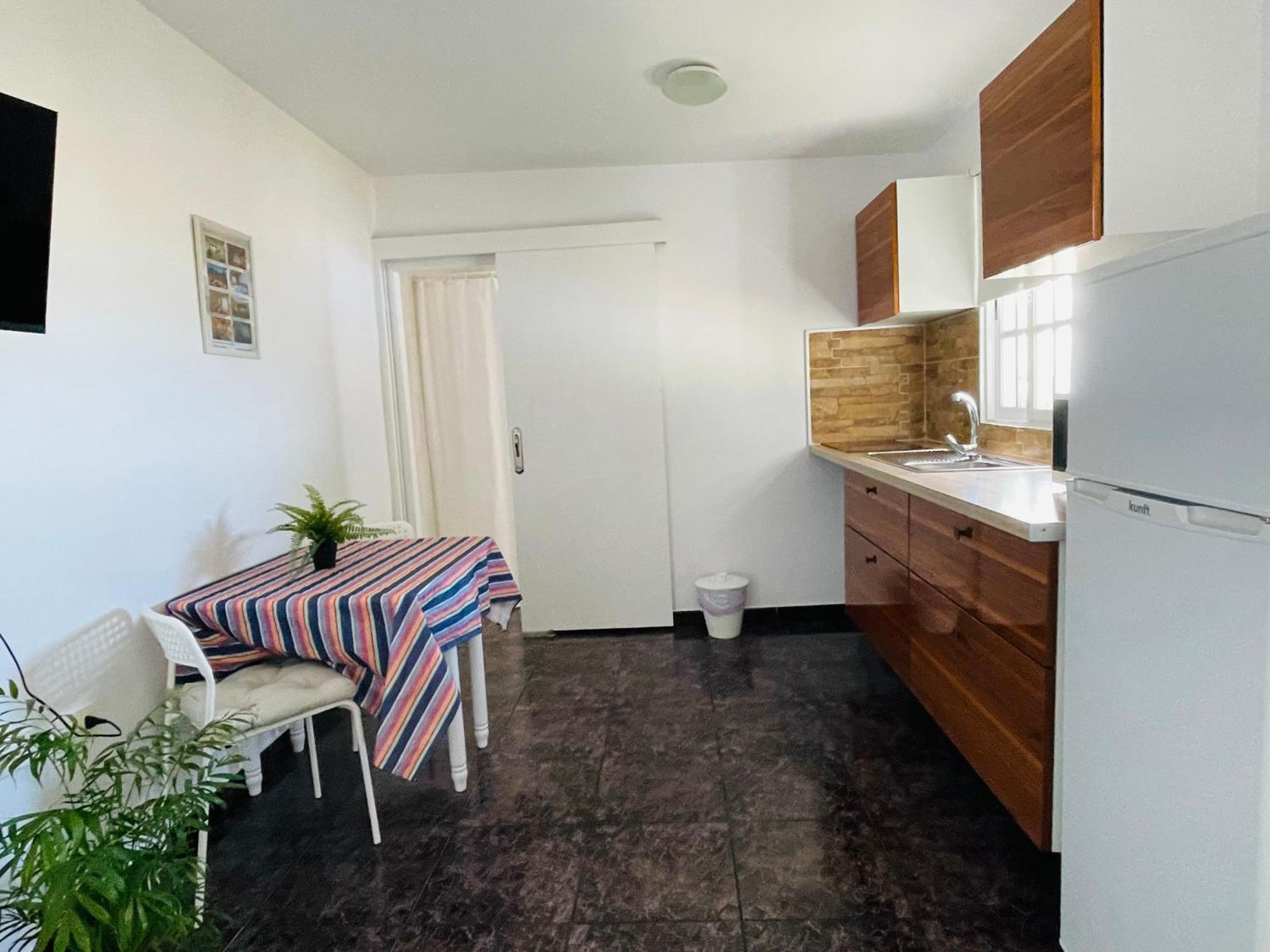 Piscina Compartida, Solo Adultos, Ac, Calefaccion Apartment El Paso Ngoại thất bức ảnh